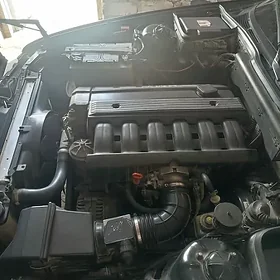 BMW 525 1993