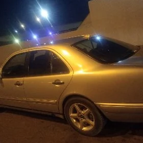 Mercedes-Benz E320 1997