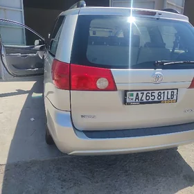Toyota Sienna 2008