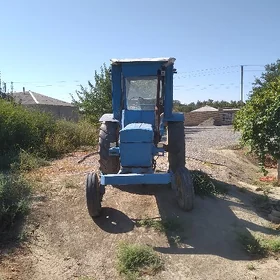 MTZ T-28 1990