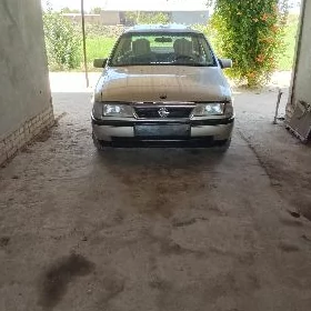 Opel Vectra 1989