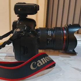 Canon mark 4