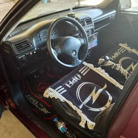 Opel Vectra 1990