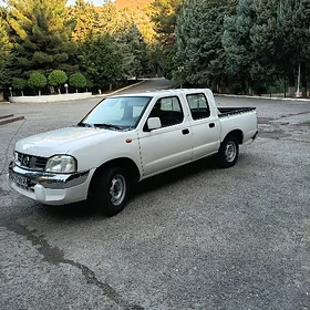 Nissan Navara 2009