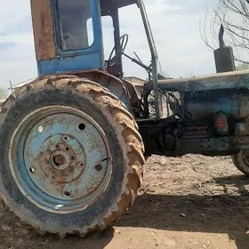 MTZ T-28 1990