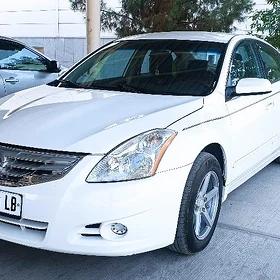 Nissan Altima 2010
