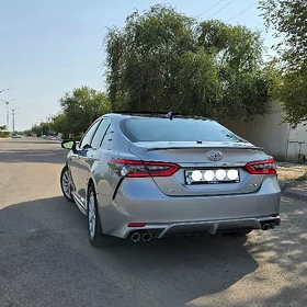 Toyota Camry 2022