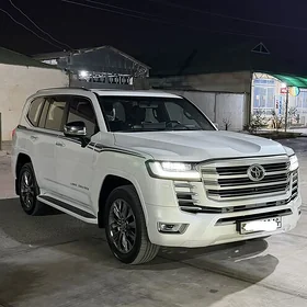 Toyota Land Cruiser 2023