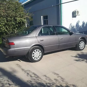 Toyota Camry 1997