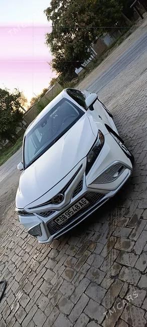 Toyota Camry 2020