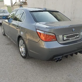 BMW E60 2003