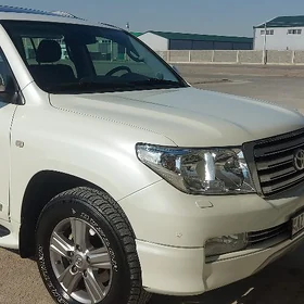 Toyota Land Cruiser 2010