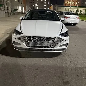 Hyundai Sonata 2022