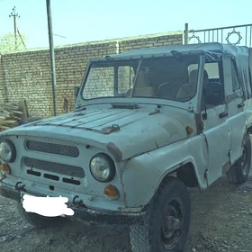 UAZ 469 2002