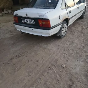Opel Vectra 1990