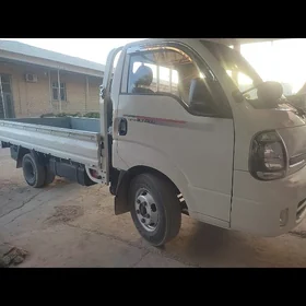 Kia Bongo 2020