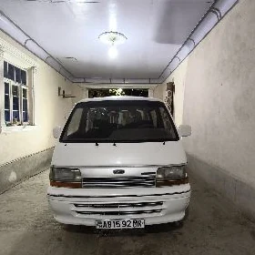 Toyota Hiace 1992