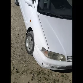 Nissan Primera 1998