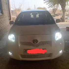 Toyota Yaris 2008