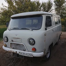UAZ 2206 1987