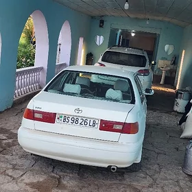 Toyota Corona 1998