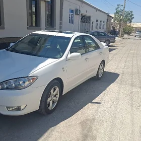 Toyota Camry 2004