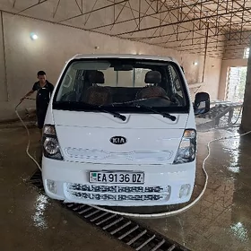 Kia Bongo 2016