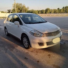 Nissan Versa 2010