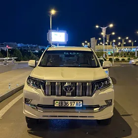 Toyota Land Cruiser Prado 2023