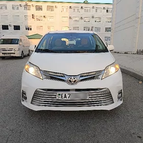 Toyota Sienna 2017
