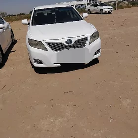 Toyota Camry 2011
