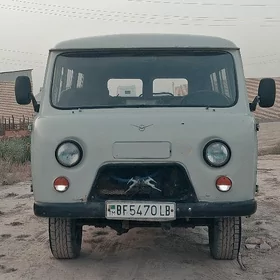 UAZ 452 2001