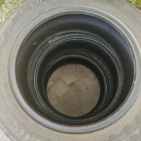 R16 teker