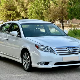 Toyota Avalon 2011