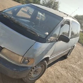 Toyota Previa 1992