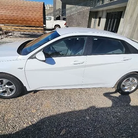 Hyundai Elantra 2021