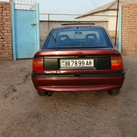 Opel Astra 1992