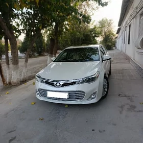 Toyota Avalon 2013