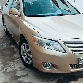 Toyota Camry 2010