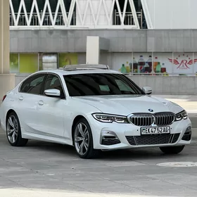 BMW 330 2021