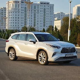 Toyota Highlander 2020