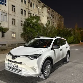 Toyota RAV4 2018