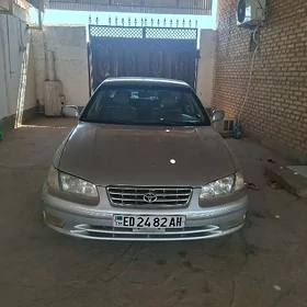 Toyota Camry 1997