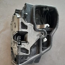 e60 zamok