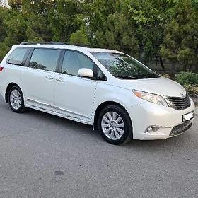 Toyota Sienna 2017