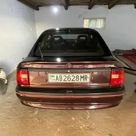 Opel Vectra 1992