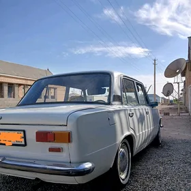 Lada 2104 1985