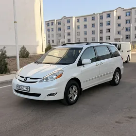 Toyota Sienna 2005