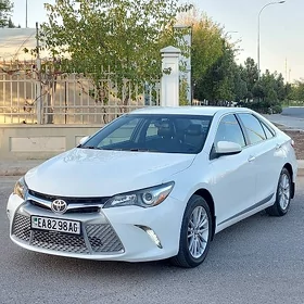 Toyota Camry 2017
