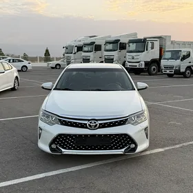 Toyota Camry 2014
